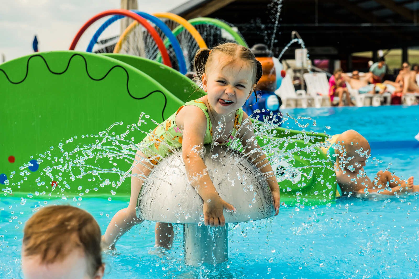 DS9_5944_Easy-Resize.com